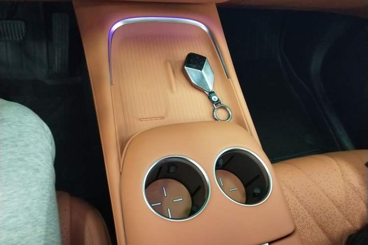 Used  S07 2023 121Max Range-Extended Version
