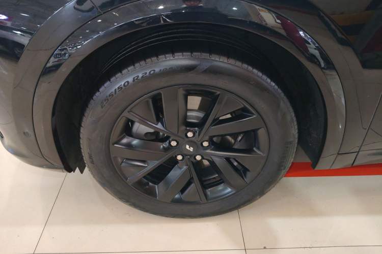 Used Li Auto L7 2023 Pro Model
