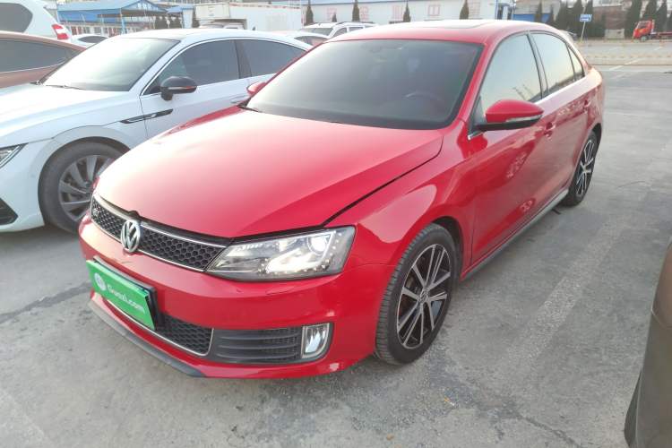 Used Volkswagen Sagitar 2013 2.0 TSI GLI
