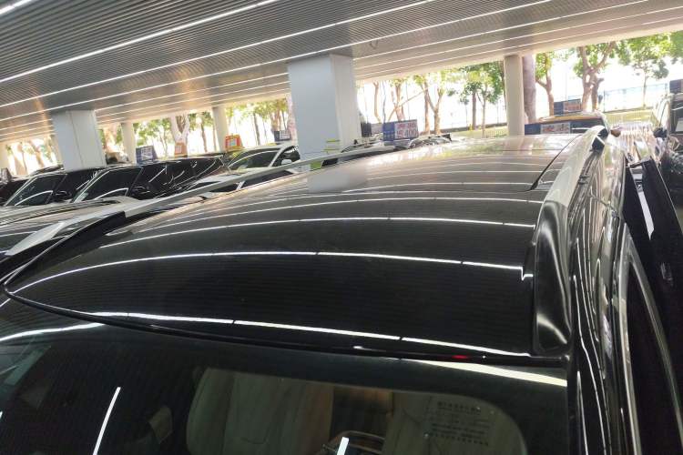 Used Mercedes-Benz V-Class 2020 V 260 Avantgarde Edition
