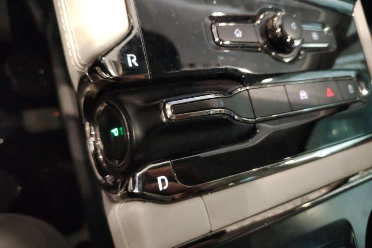 Used Nio ES8 2020 415 km Range 6-Seater Version
