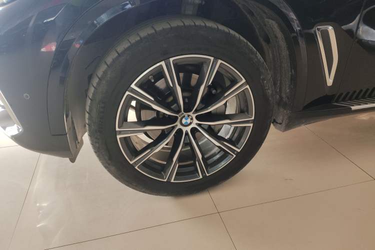 Used BMW X5 2022 xDrive 30Li M Sport Package