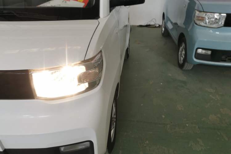 Used Wuling Hongguang MINIEV 2022 Zizai Version Lithium Iron Phosphate
