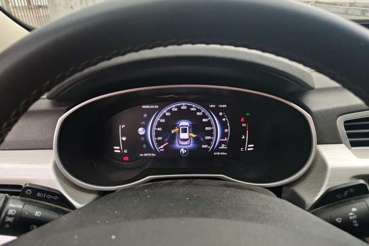 Used Geely Auto Emgrand X7 Sport 2018 1.8TD Automatic Two-Wheel Drive Smart Connect 4G Internet Edition
