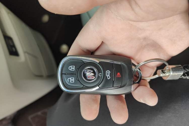 Used Buick GL8 2022 Land Business Class 652T Luxury Model