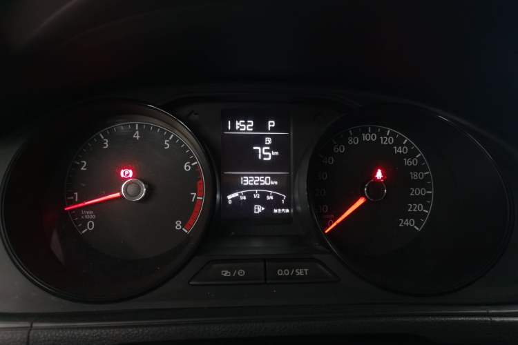 Used Volkswagen Gran Lavida 2015 1.6L Automatic Fashion Edition
