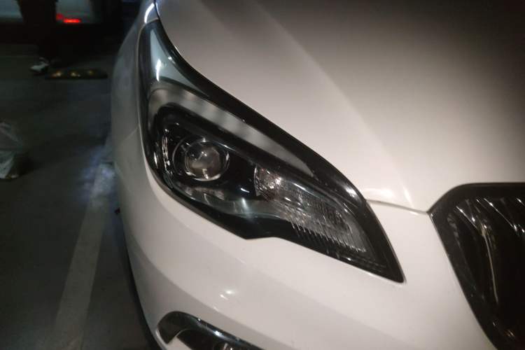 Used Buick Envision 2017 20T Two-Wheel Drive Elite Version
