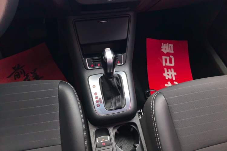 Used Volkswagen Tiguan 2016 280TSI Automatic Two-Wheel-Drive Silk Road Style Edition
