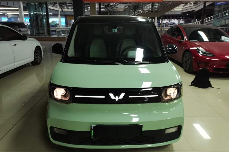 Used Wuling Hongguang MINIEV 2022 Macaron Premium Model – Lithium Iron Phosphate
