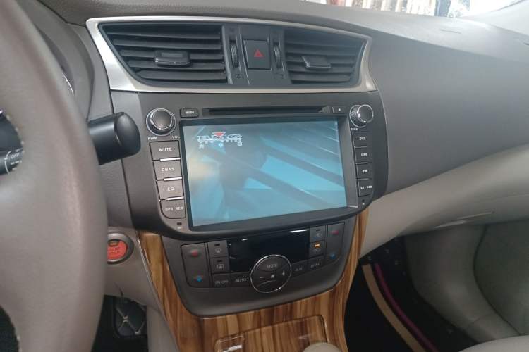 Used Nissan Sylphy 2014 1.6XV CVT Deluxe Edition
