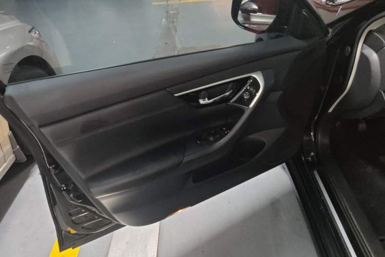 Used Nissan Teana 2016 Revised Version 2.0L XL Comfort Edition
