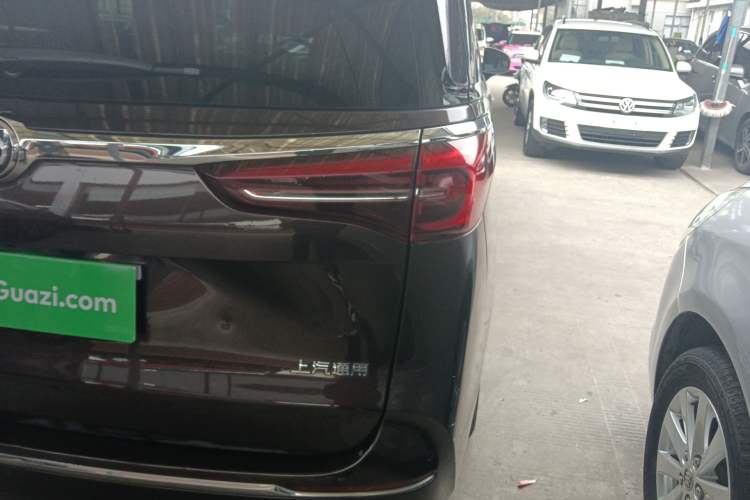 Used Buick GL8 2021 ES Landtrek 653T Luxury Model
