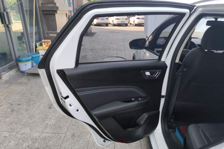 Used Geely Auto Vision X3 2020 1.5L Manual Elite Edition
