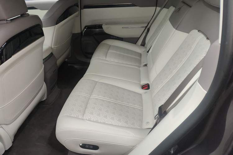 Used Zeekr 7X 2025 100kWh Long-Range All-Wheel Drive Intelligent Driving Version