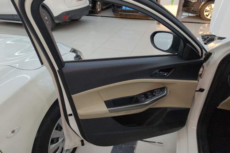 Used Ford Escort 2015 1.5L Automatic Comfort Model
