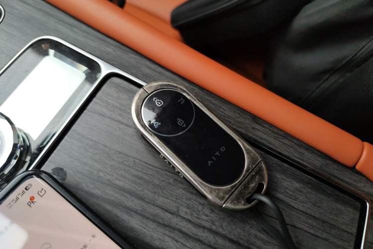 Used Hima AITO M9 2024 Range-Extended Max Edition 42 kWh 5-Seater Version
