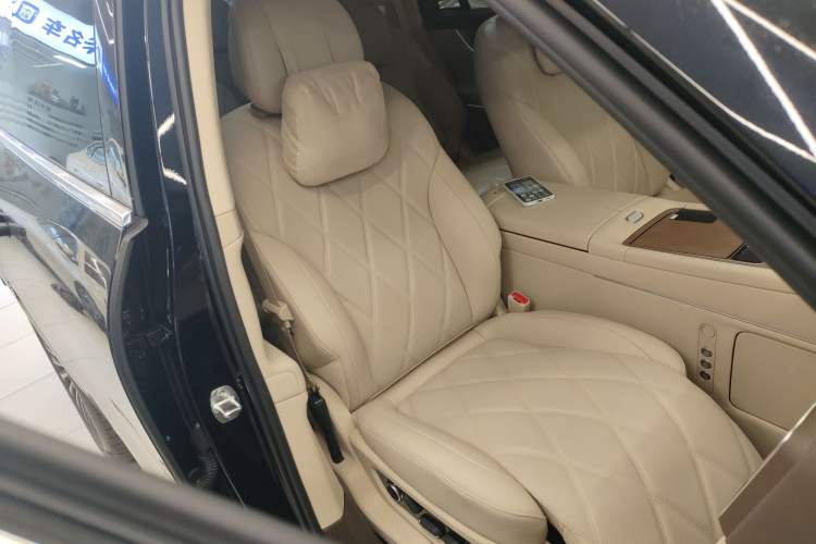 Used Hima AITO M9 2025 Extended-Range Ultra Version 52 kWh 6-Seater