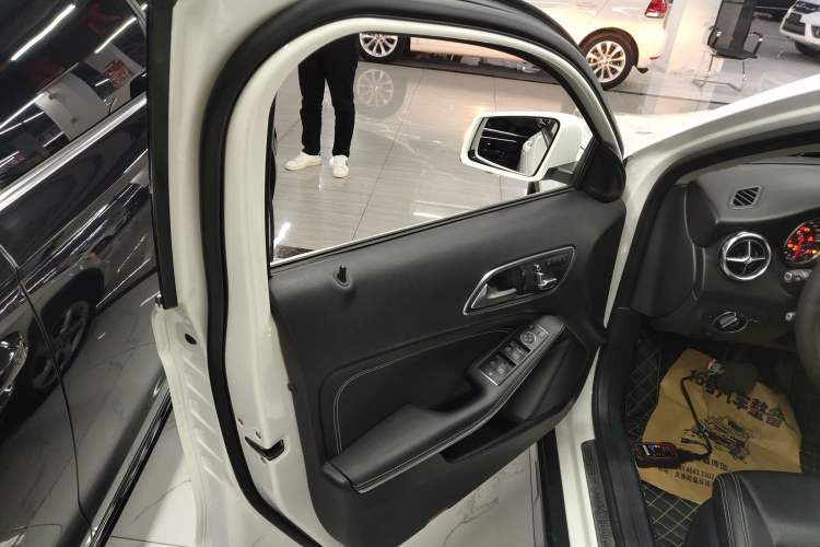 Used Mercedes-Benz GLA 2017 GLA 200 Sport Edition
