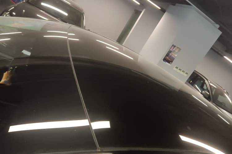 Used Tesla Model Y 2023 Rear-Wheel-Drive Version
