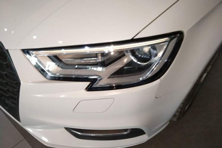 Used Audi A3 2019 Limousine 35 TFSI Ambition China V