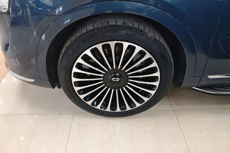 Used Hima AITO M9 2024 All-Electric Ultra Version 100 kWh 5-Seater Model
