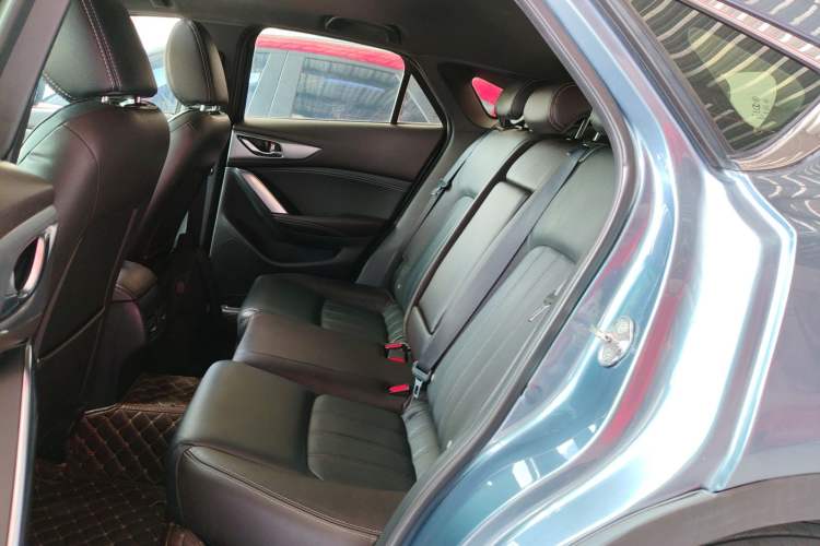 Used Mazda CX-4 2018 2.0L Automatic Two-Wheel Drive Blue Sky Luxury Edition
