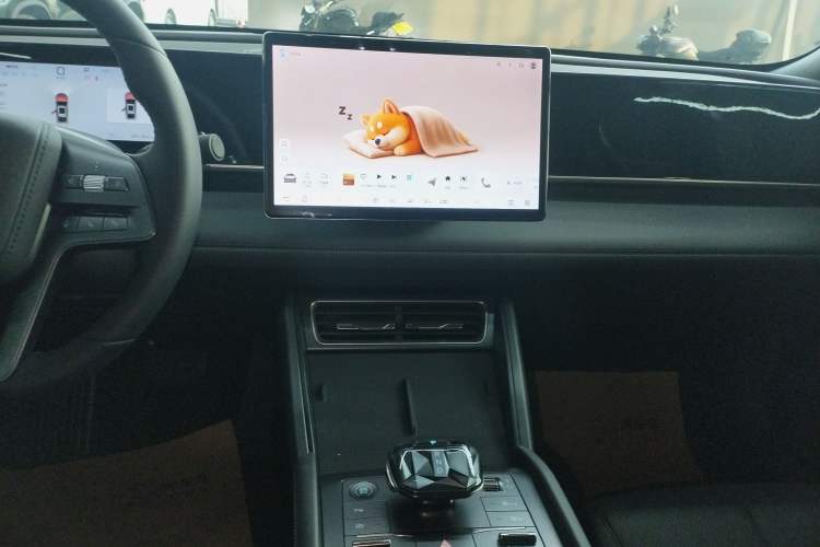 Used BYD Qin L 2025 DM-i Smart Drive 80KM Leading Model