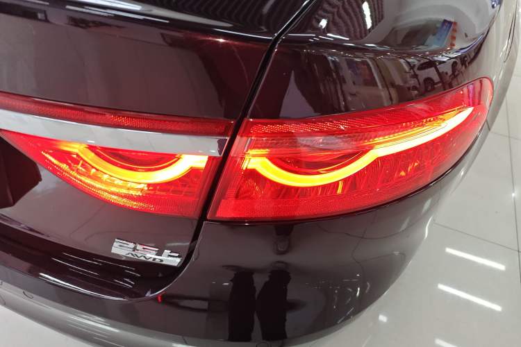 Used Jaguar XFL 2020 XFL 2.0T P250 Four-Wheel Drive Luxury Edition
