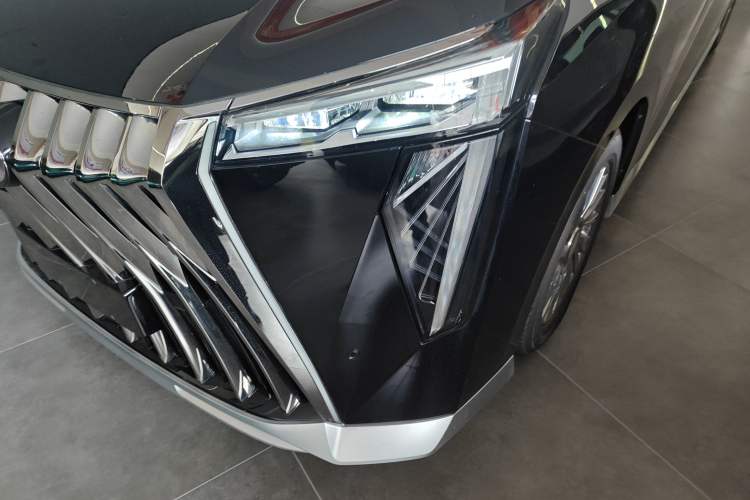 Used GAC Trumpchi M8 2025 Zongshi Series Super Hybrid Edition