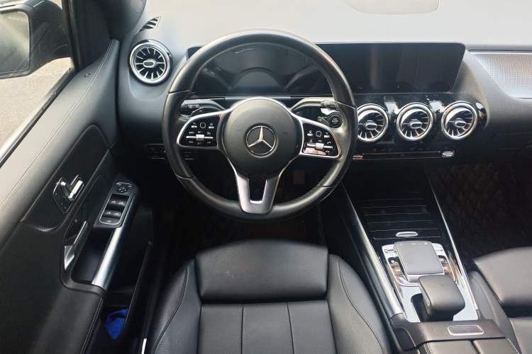 Used Mercedes-Benz B-Class 2020 B 200 Fashion Model