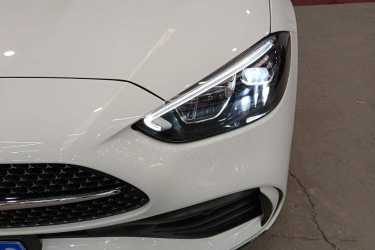 Used Mercedes-Benz C-Class 2023 Restyled C 260 L Night Edition Sports Version
