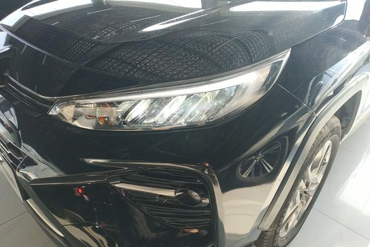 Used Toyota Wildlander 2022 2.0L CVT Two-Wheel Drive Luxury PLUS Edition
