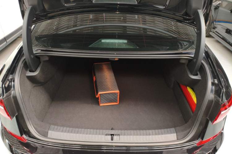 Used Volkswagen Passat New Energy 2022 430 PHEV Hybrid Luxury Edition
