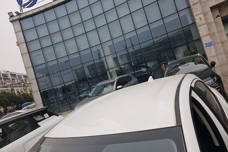 Used Honda Vezel 2017 1.5L CVT 2WD Comfort Model
