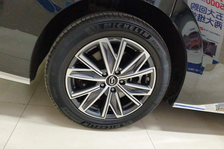 Used GAC Trumpchi M8 2024 Master Series Super Hybrid Edition