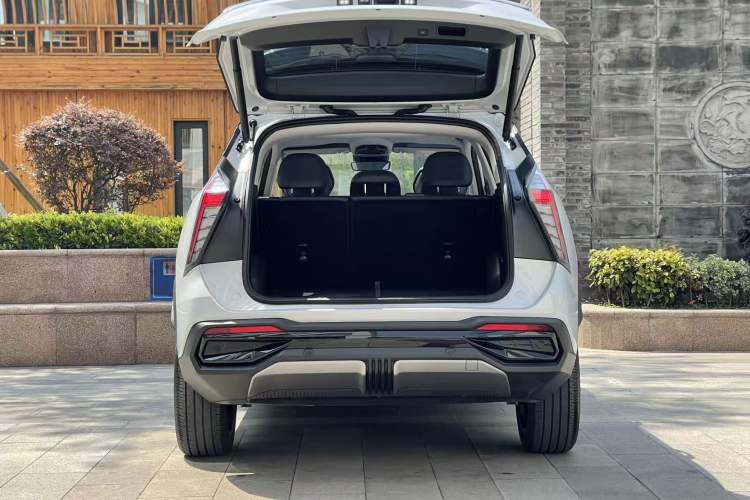 Used Geely Auto FX11 2024 1.5TD DCT Flagship Edition
