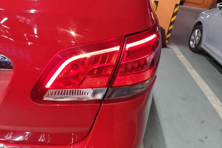 Used Mercedes-Benz B-Class 2015 B 200 Sport Edition