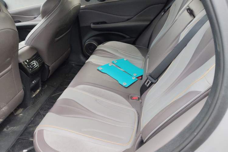 Used BYD Frigate 07 2023 DM-i 100KM Flagship Model
