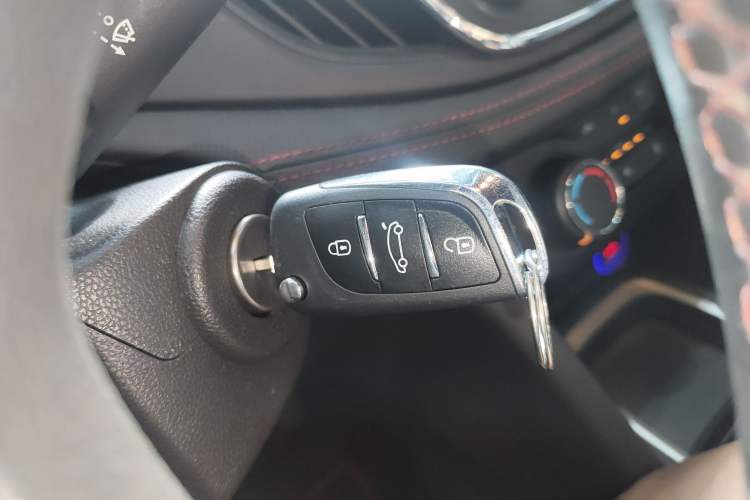 Used Chevrolet Monza 2019 RS 330T Automatic Comfort Edition China VI Standard
