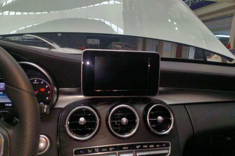 Used Mercedes-Benz C-Class 2015 Revised C 200 L Sport Edition
