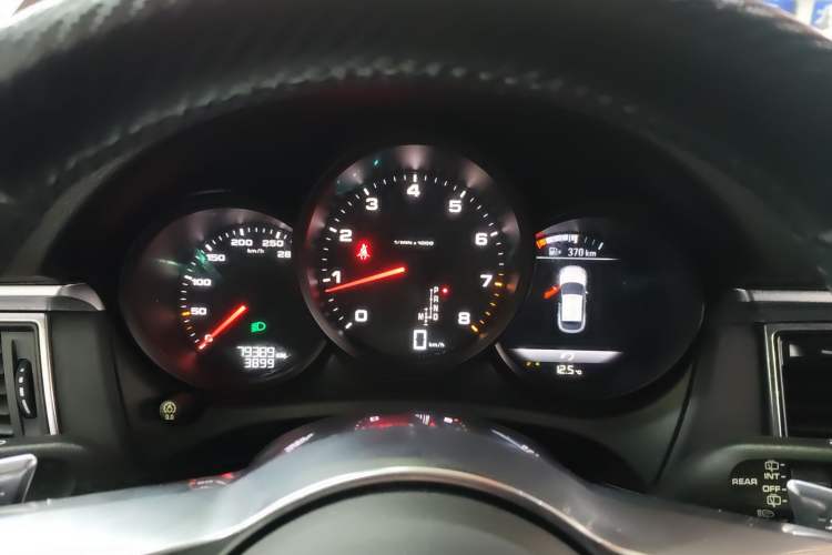 Used Porsche Macan 2017 Macan 2.0T