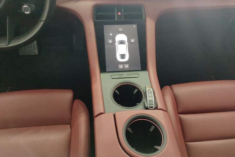 Used Porsche Taycan 2022-Year Updated Taycan