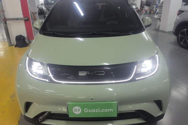 Used BYD Dolphin 2021 405 km Fashion Edition
