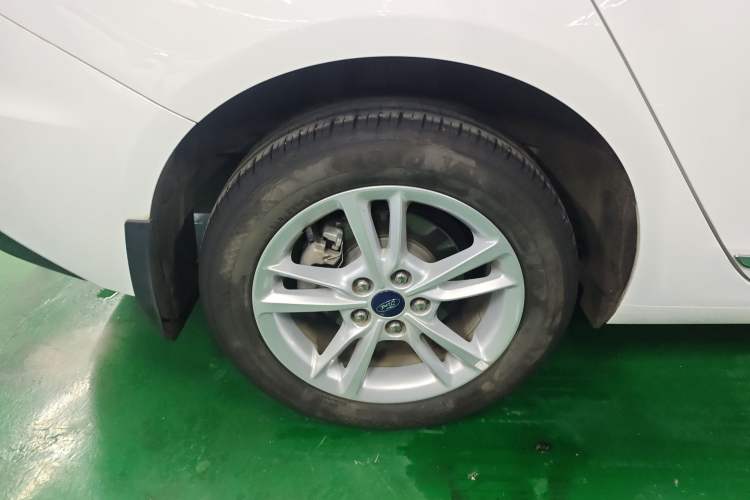 Used Ford Escort 2019 Revised Version 1.5L Automatic Enjoyment Type China VI Standard
