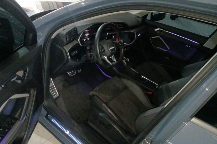 Used Audi Q3 2022 40 TFSI RS Package Performance Model
