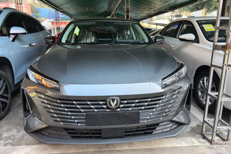 Used Changan Eado 2025 Blue Whale 1.5T 500Bar Prestige Model
