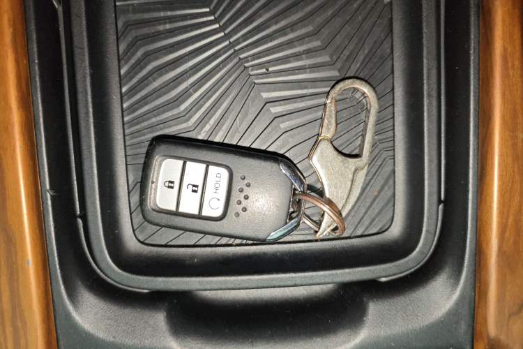 Used Honda CR-V 2019 Brilliant Edition Plus 240TURBO CVT Two-Wheel Drive Fashion Version China VI Emission Standard
