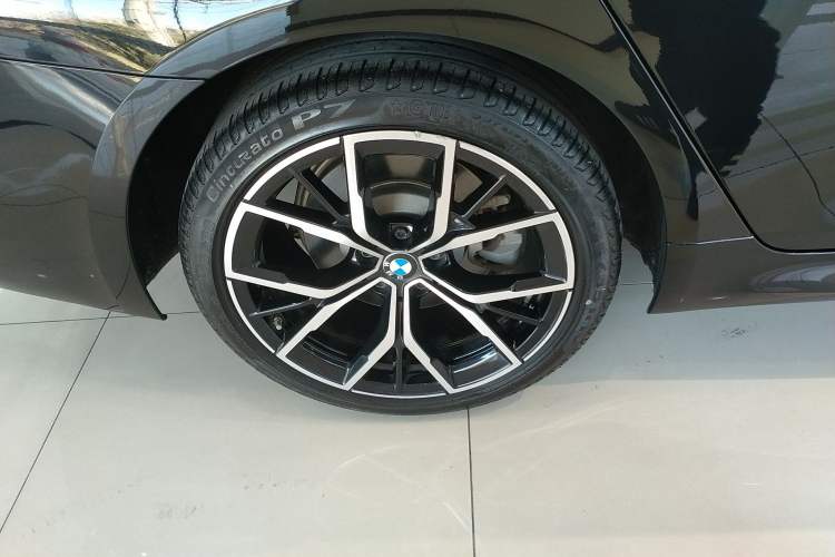 Used BMW 5 Series 2021 Restyled 530Li Luxury Edition M Sport Package
