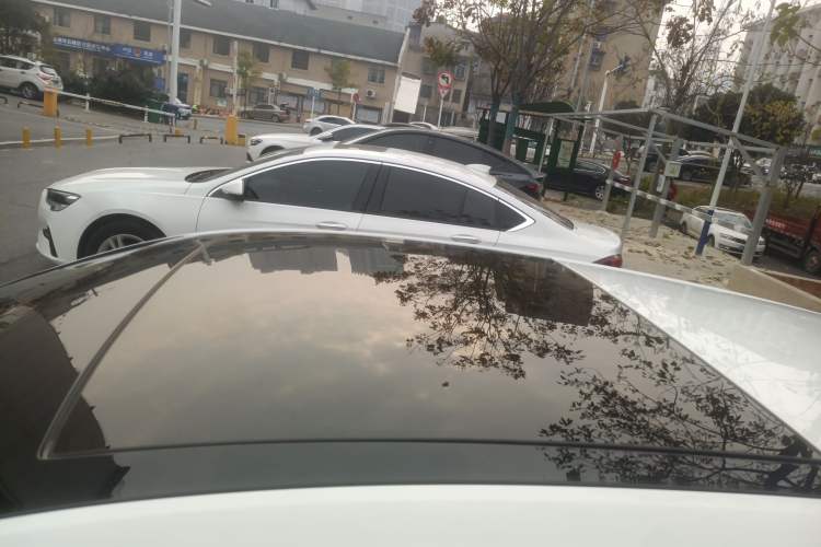 Used Volkswagen Golf 2017 230TSI Automatic Comfort Edition – Celebrating Milestone of One Million Units
