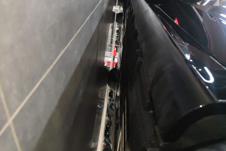 Used Mercedes-Benz E-Class New Energy 2024 E 350 e L Plug-in Hybrid Sedan